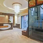 Fabhotel Sam Inn