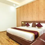 Fabhotel Sam Inn