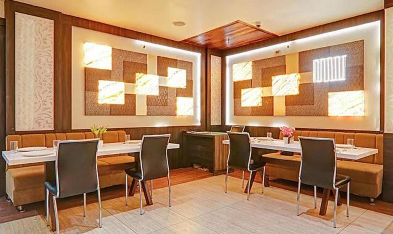Fabhotel Sam Hotel