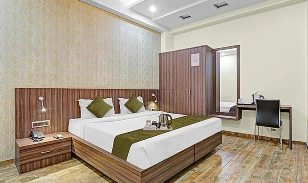 Fabhotel Sam 3* Lucknow