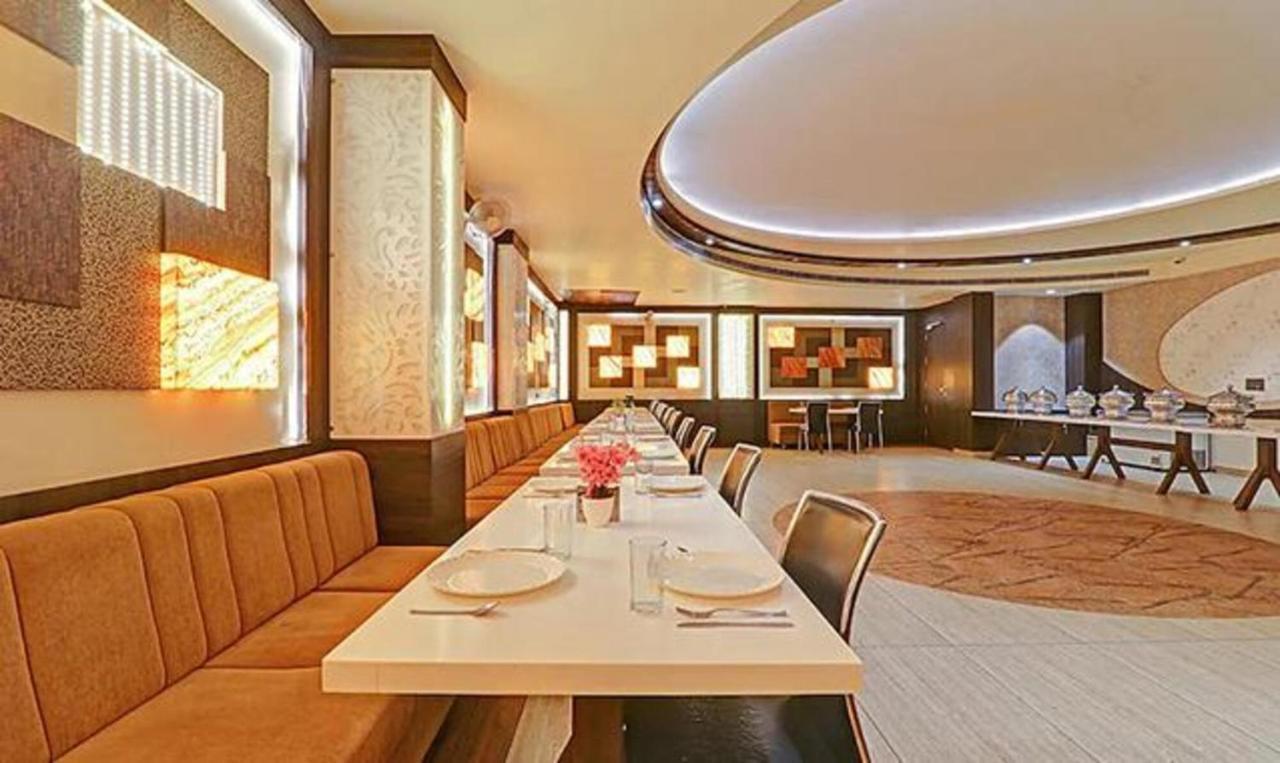 Fabhotel Sam Hotel 3*